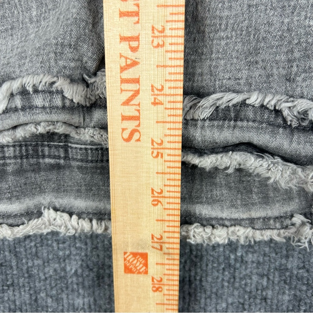 DG2 Diane Gilman 3X Grey Embellished Denim Jacket — Frayed & Studded - Picture 13 of 15